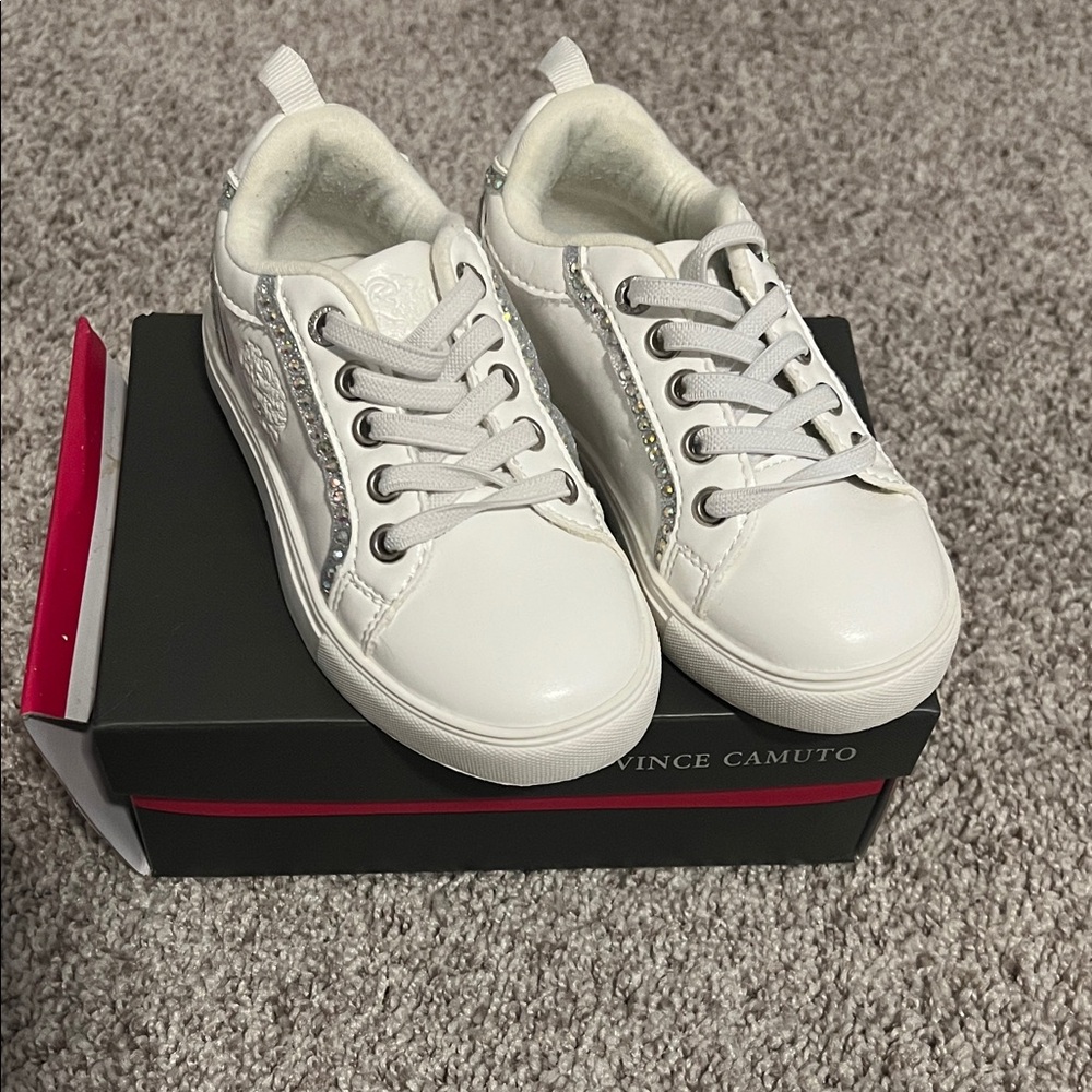 Brand New ***Vince Camuto White Sneakers with Sparkling Accents size 8